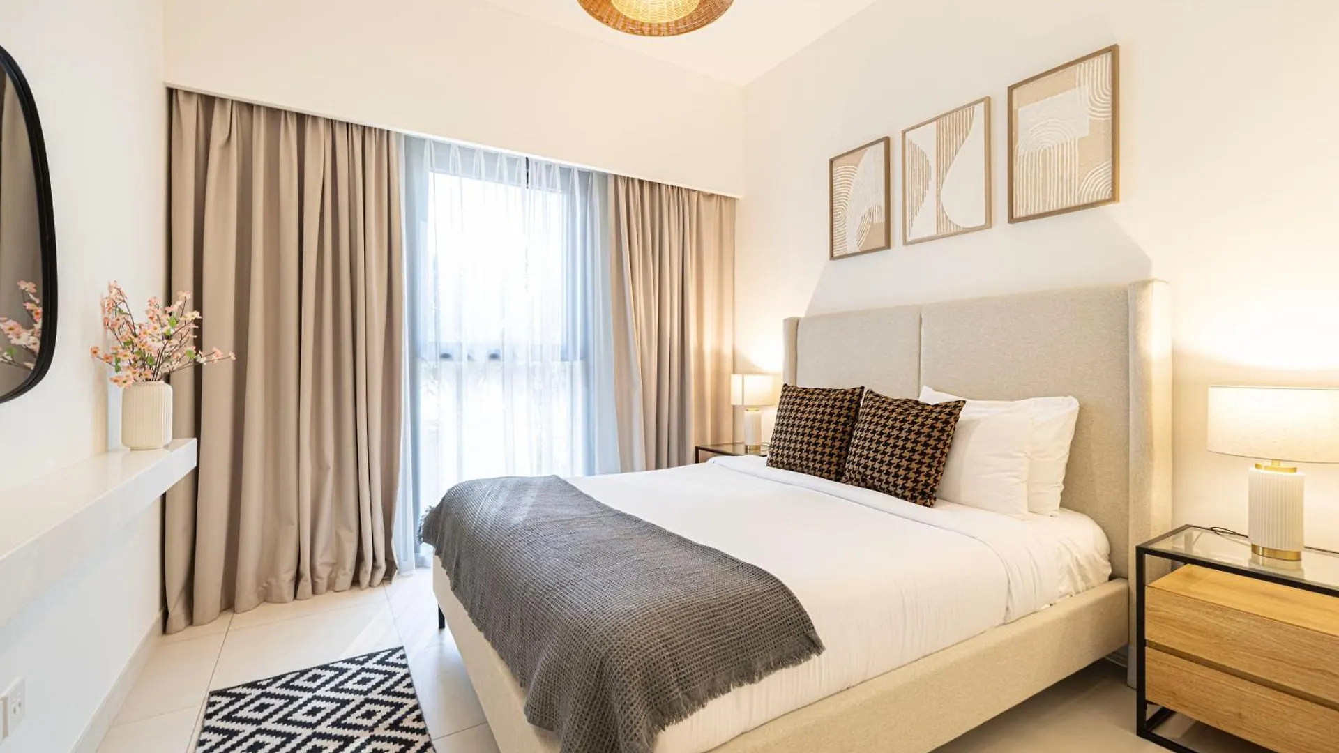 Burj Crown - First Class Boulevard View, 9 Min Walk Dubai Mall