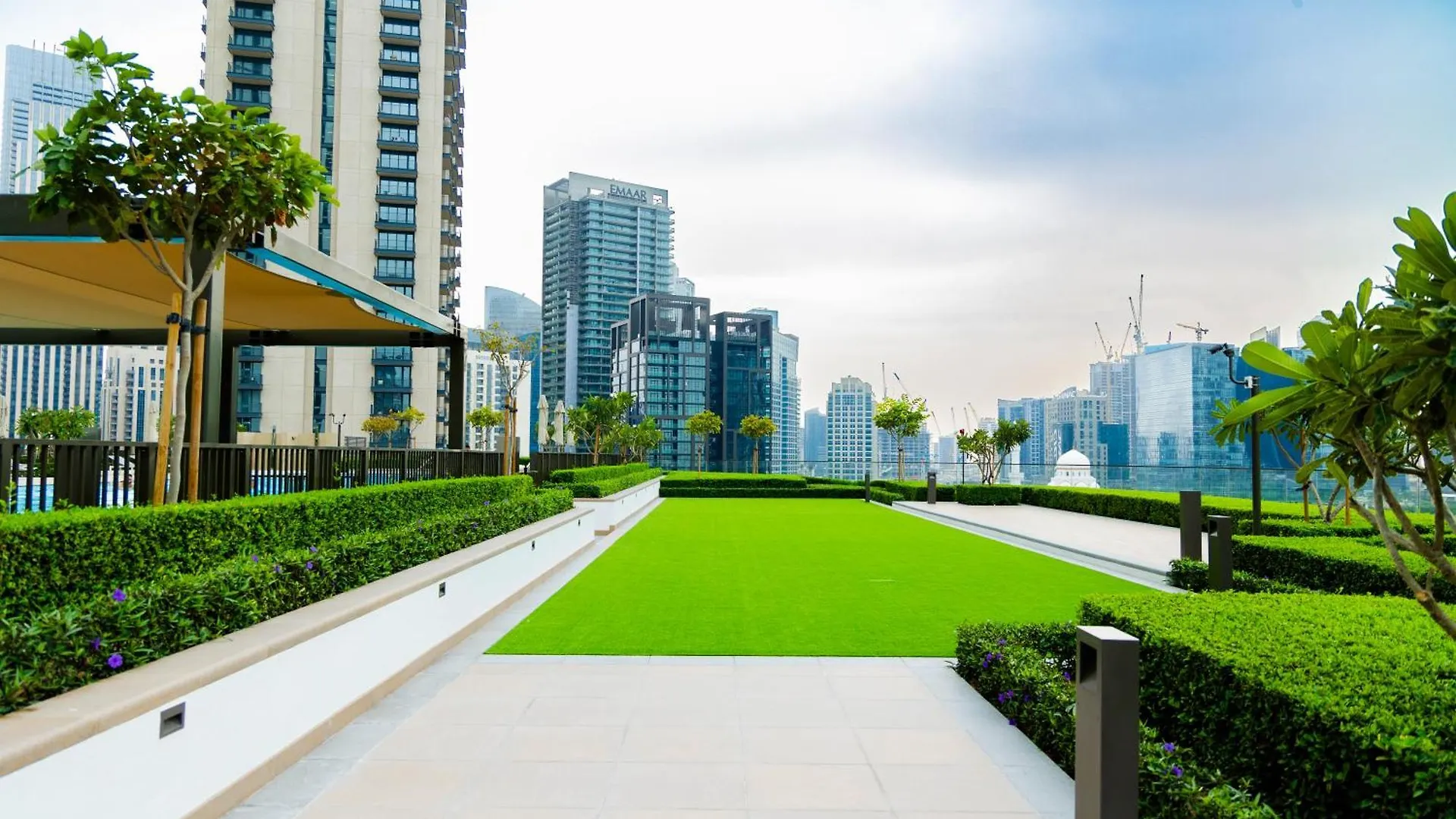 Apartment Burj Crown - First Class Boulevard View, 9 Min Walk Dubai Mall United Arab Emirates